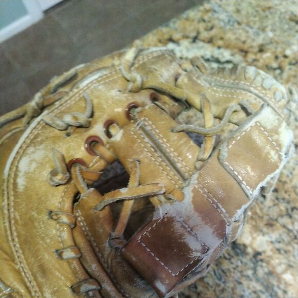 RARE OLD PINE A400 FIRST BASE PROFESSIONAL MODEL BASEBALL GLOVE Left Hand Throw - Picture 11 of 12